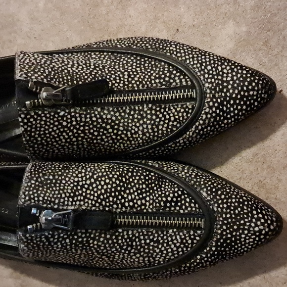 10 CROSBY DEREK LAM Stacked Heel FLAT Arty Calfhair ZIP SHOES Pointy Casual - Picture 3 of 9